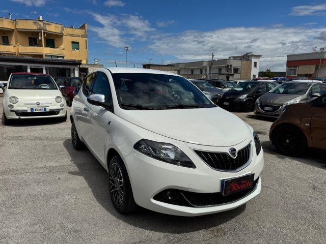LANCIA Ypsilon 1.0 5 p S&S Alberta Ferretti Hybrid