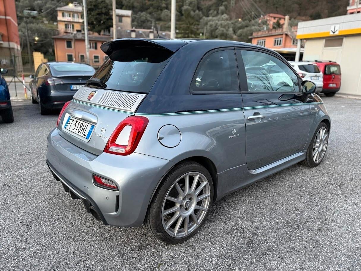 Abarth 695 1.4 Turbo T-Jet Rivale