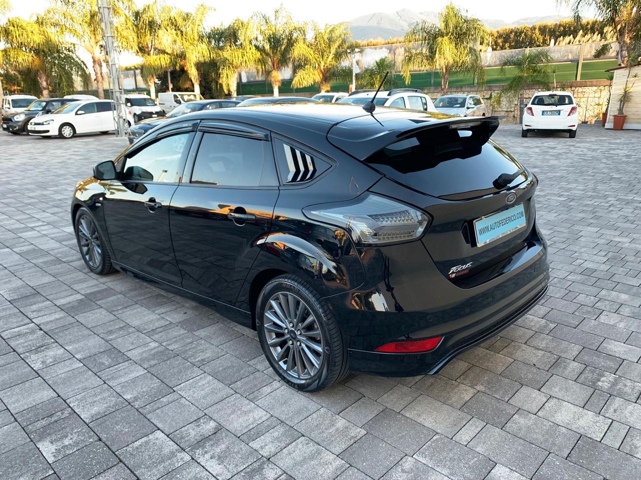 Ford Focus 1.5 Tdci 120cv ST Line Automatica