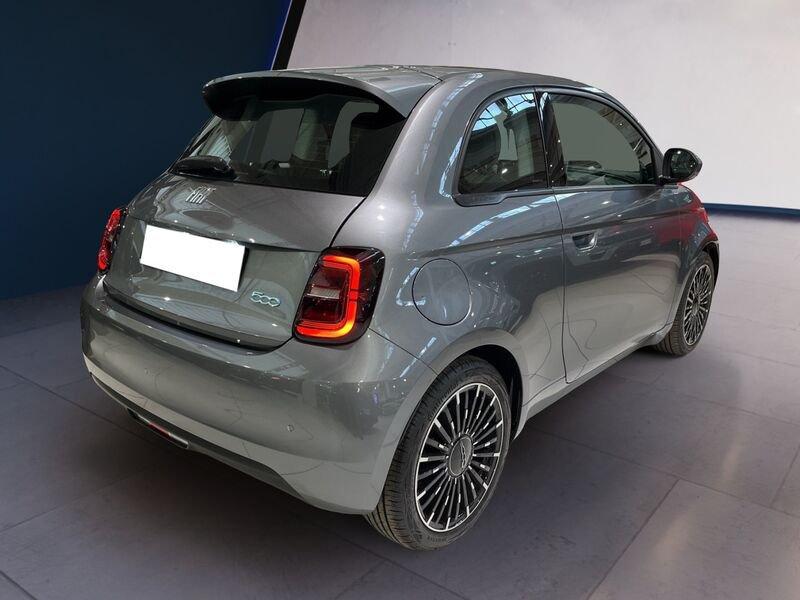 FIAT 500e 500 elettrica La Nuova 500 Serie1 La Nuova 500 - Icon+ Berlina