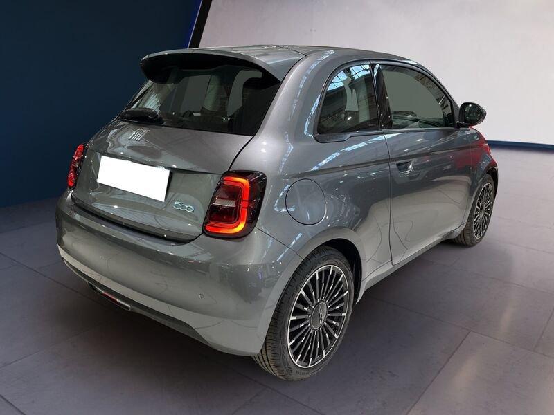 FIAT 500e 500 elettrica La Nuova 500 Serie1 La Nuova 500 - Icon+ Berlina