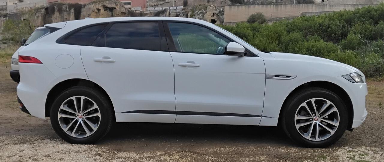 Jaguar F-Pace 2.0 D 180 CV AWD aut. R-Sport