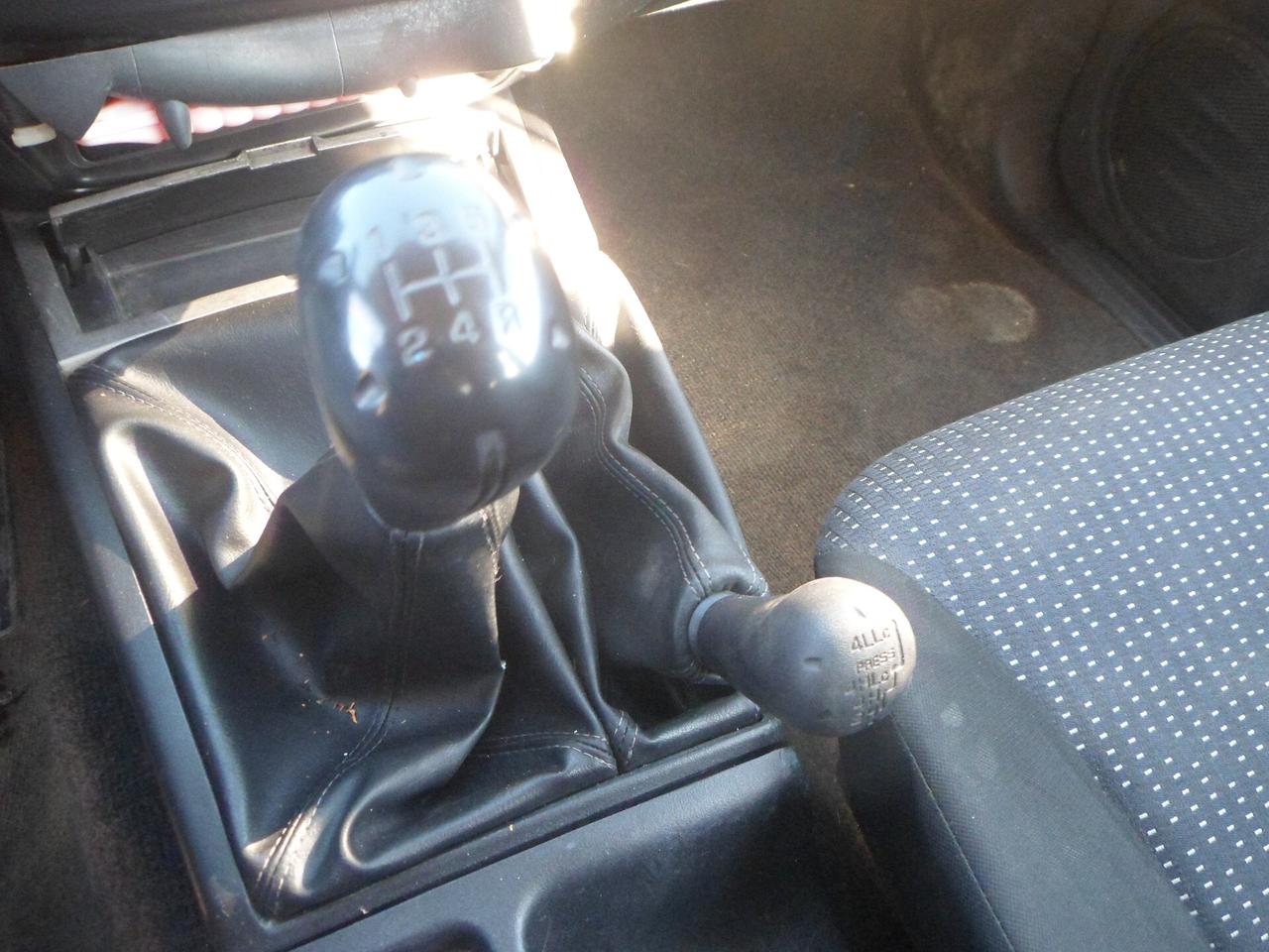 Mitsubishi L200 4x4 ribaltabile nuovo