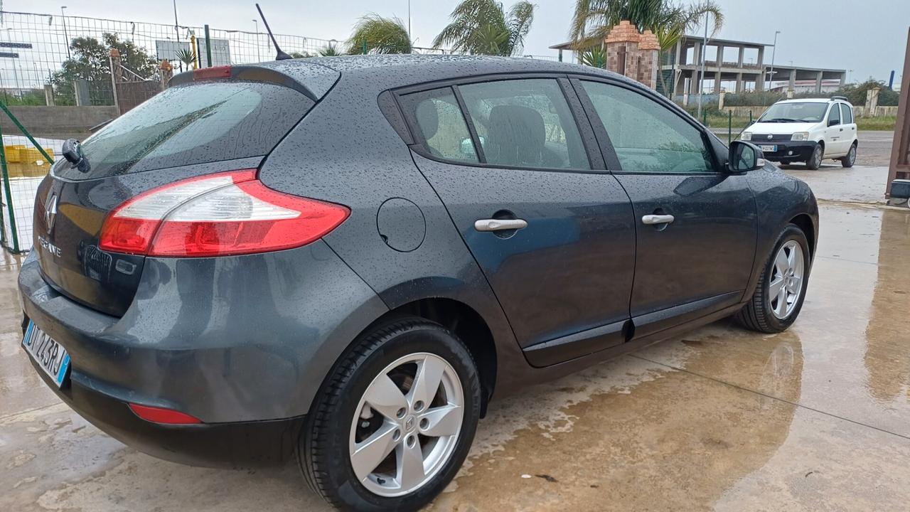 Renault Megane Mégane 1.5 dCi 110CV Luxe