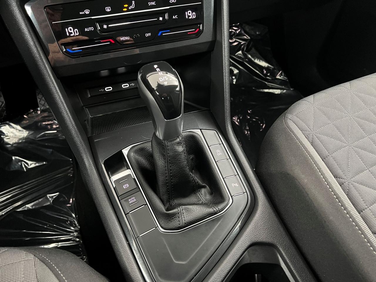 VOLKSWAGEN Tiguan II 2021 Tiguan 2.0 tdi Life 150cv dsg