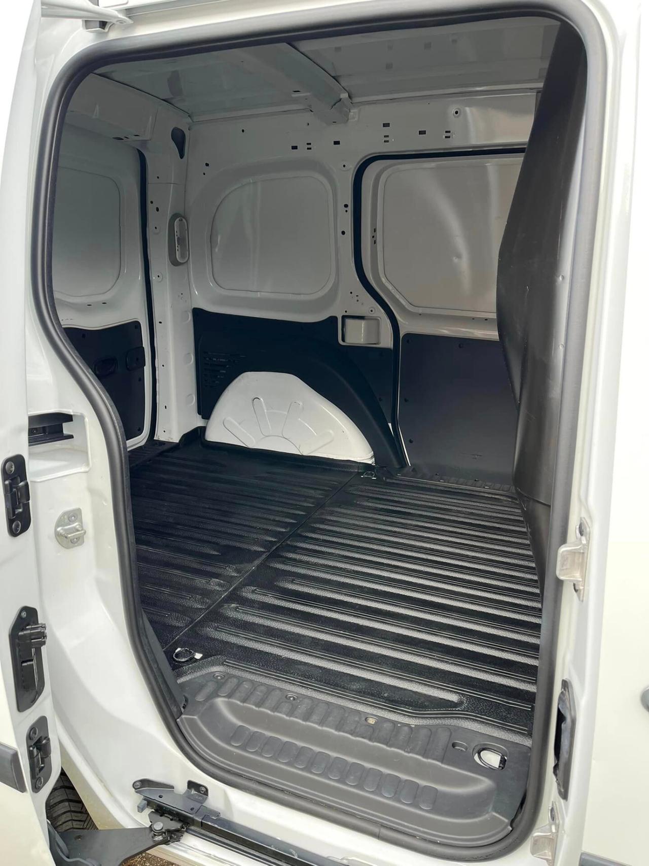 RENAULT KANGOO 1.5 BLUE DCI 116CV DOPPIA PORTA IVA