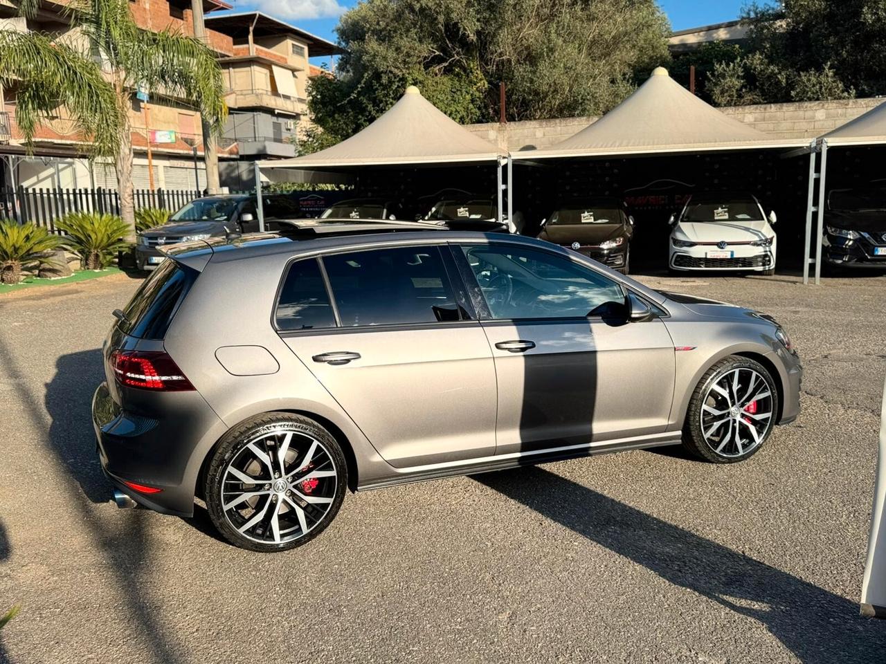 Volkswagen Golf GTI Golf GTI Performance 2.0 TSI DSG 5p. BlueMotion Technology