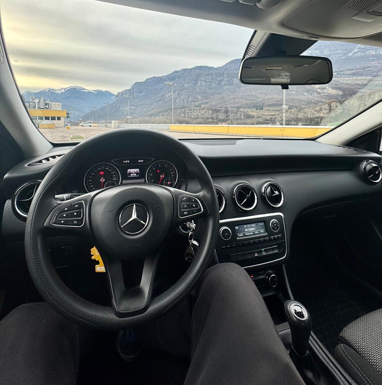 Mercedes-benz A 180 Premium SOLO 84.000km