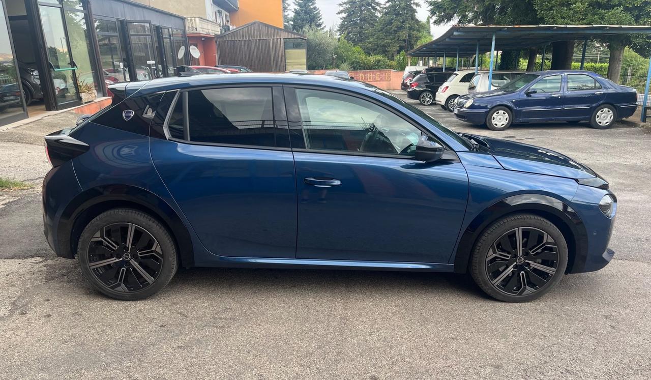 Lancia Ypsilon Hybrid DCT Edizione Cassina-Km17500-