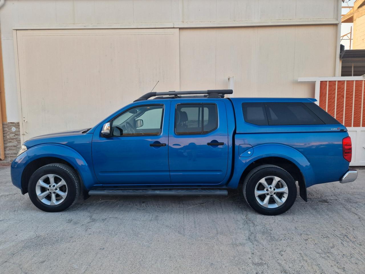 Nissan Navara 2.5 dCi 190CV