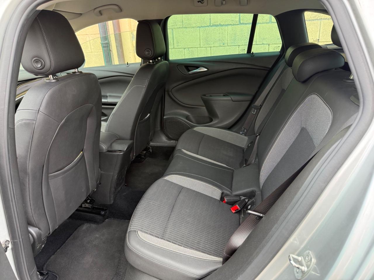 Opel Astra 1.5 CDTI Sports Tourer