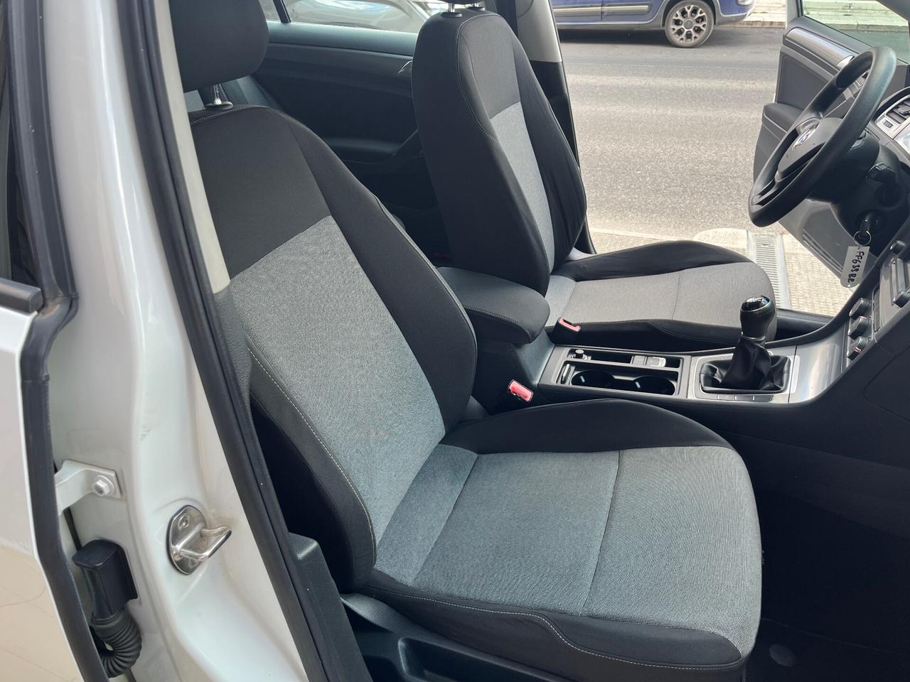 Volkswagen Golf 1.2 TSI 85 CV 5p.