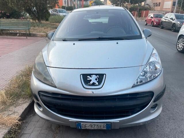 Peugeot 207 1.6 HDi Anche permuta o scambi0