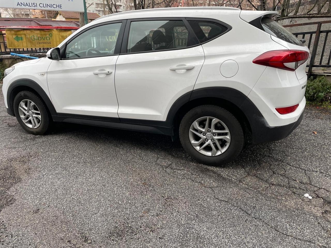 Hyundai Tucson 1.7 CRDi Sound Edition