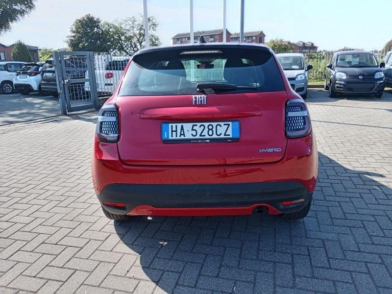 FIAT 600 1.2 Hybrid 110cv