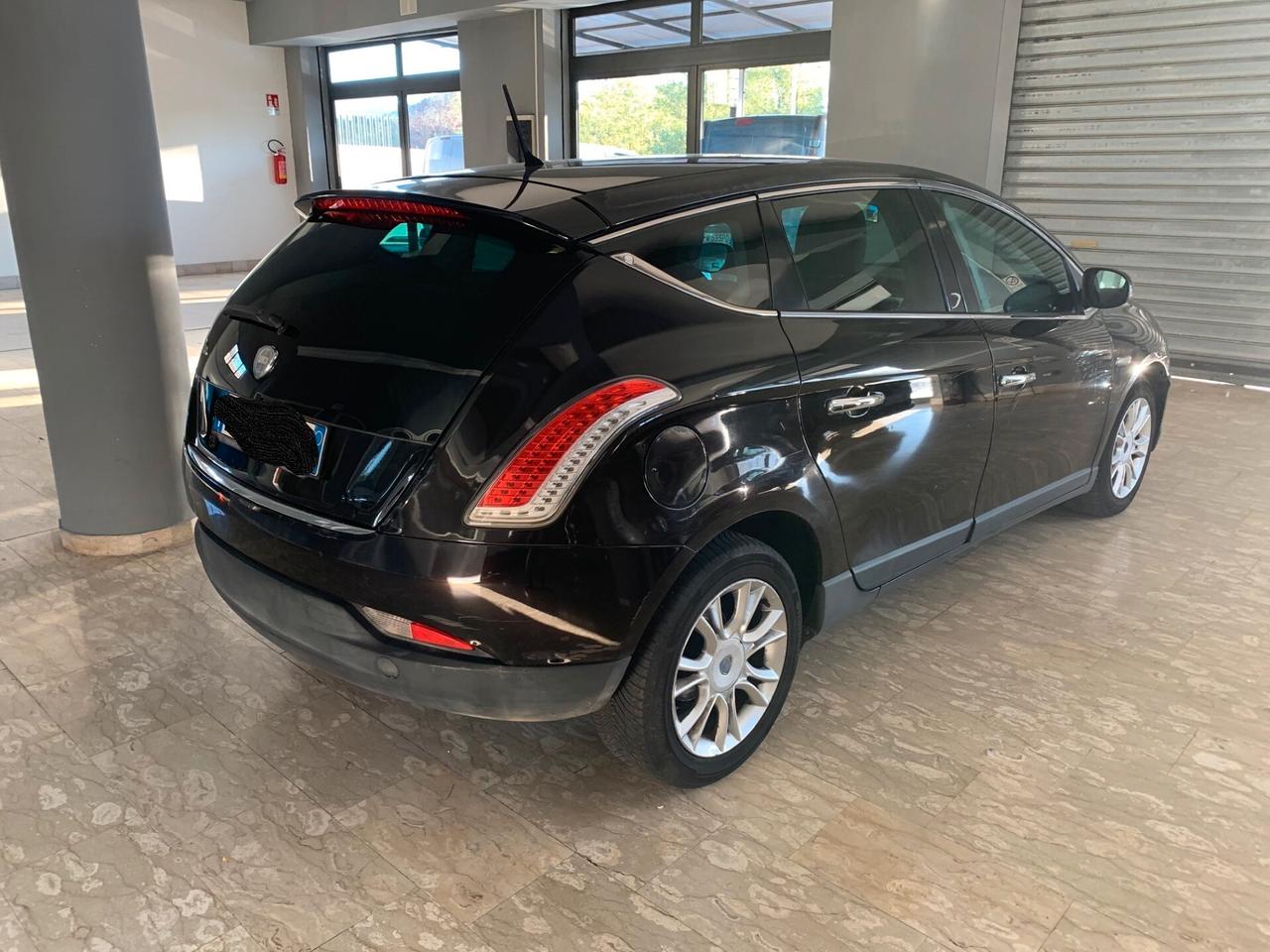 Lancia Delta 1.6 MJT DPF Gold