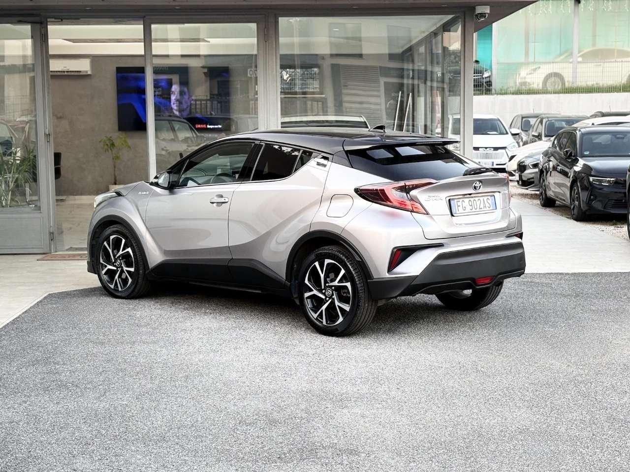Toyota C-HR 1.8 Hybrid 98CV E6 Neo - 2016