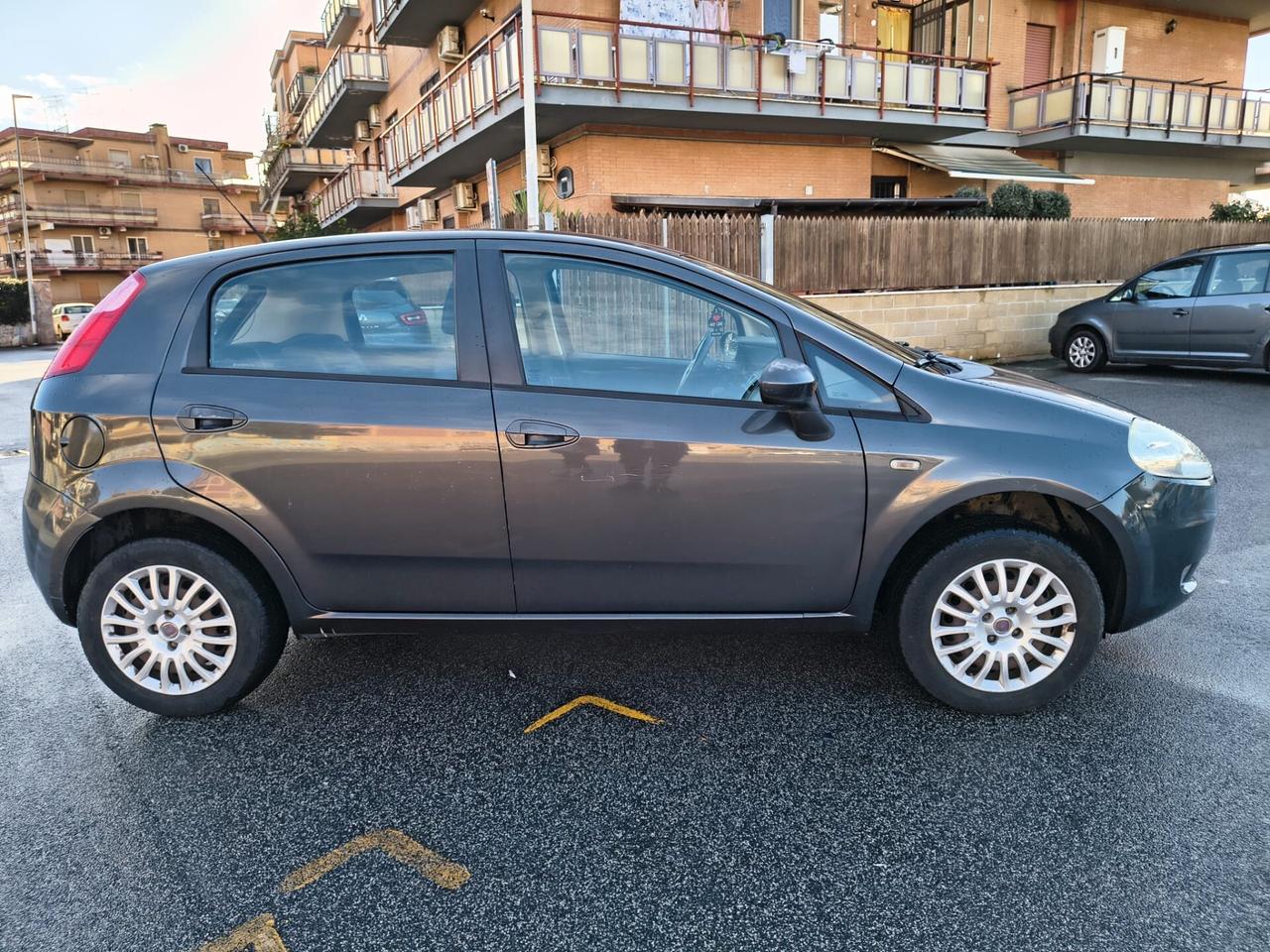 Fiat Punto NATURAL POWER DISTRIBUZIONE E TAGLIANDO