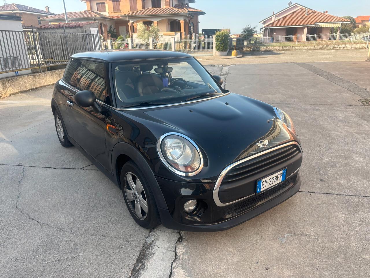 Mini 1.2 One D Business