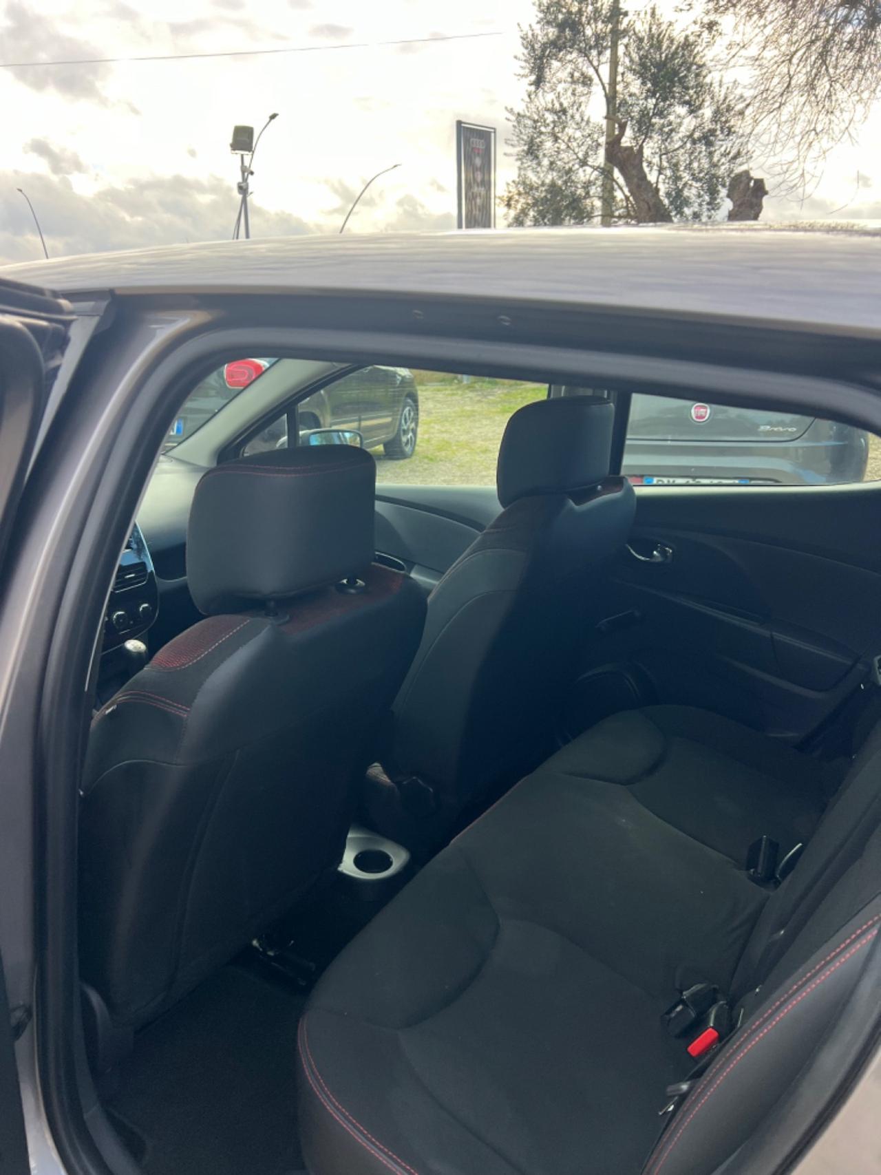 Renault Clio 1.2 75CV GPL 5 porte Live xfetta in tutto!!