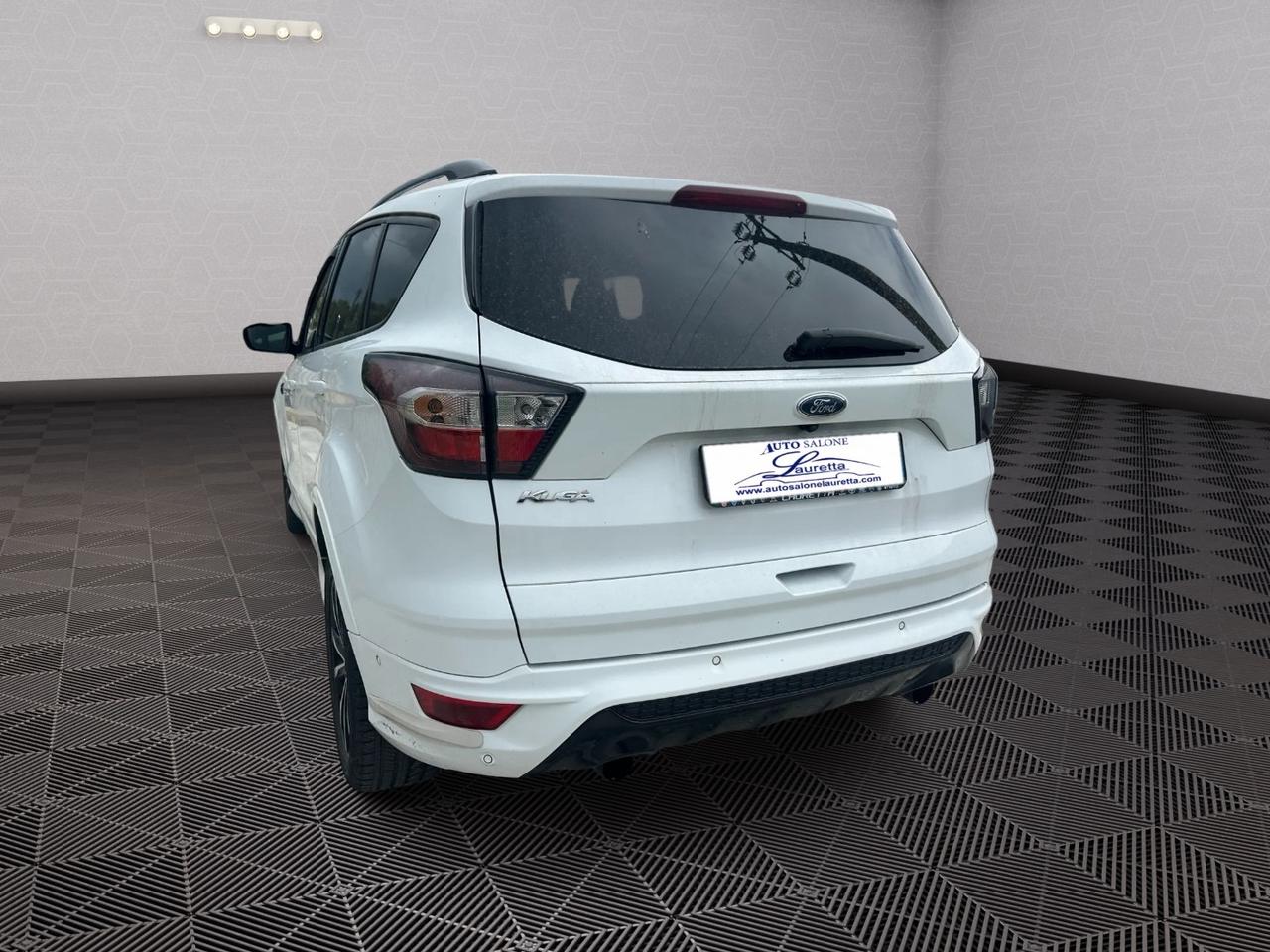 Ford Kuga 1.5 TDCI 120 CV S&S 2WD ST-Line