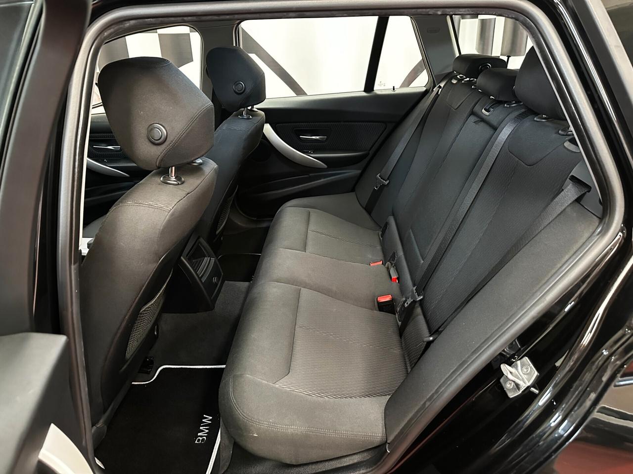 Bmw 318d F.L Touring Business Advantage aut. 18