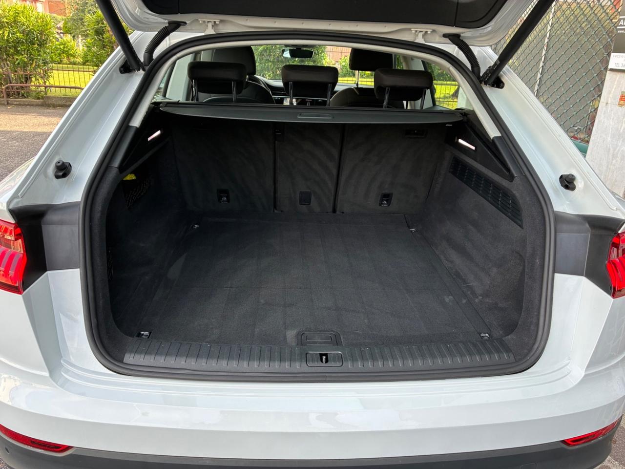 Audi Q8 45 3.0 tdi mhev Quattro Aziendale
