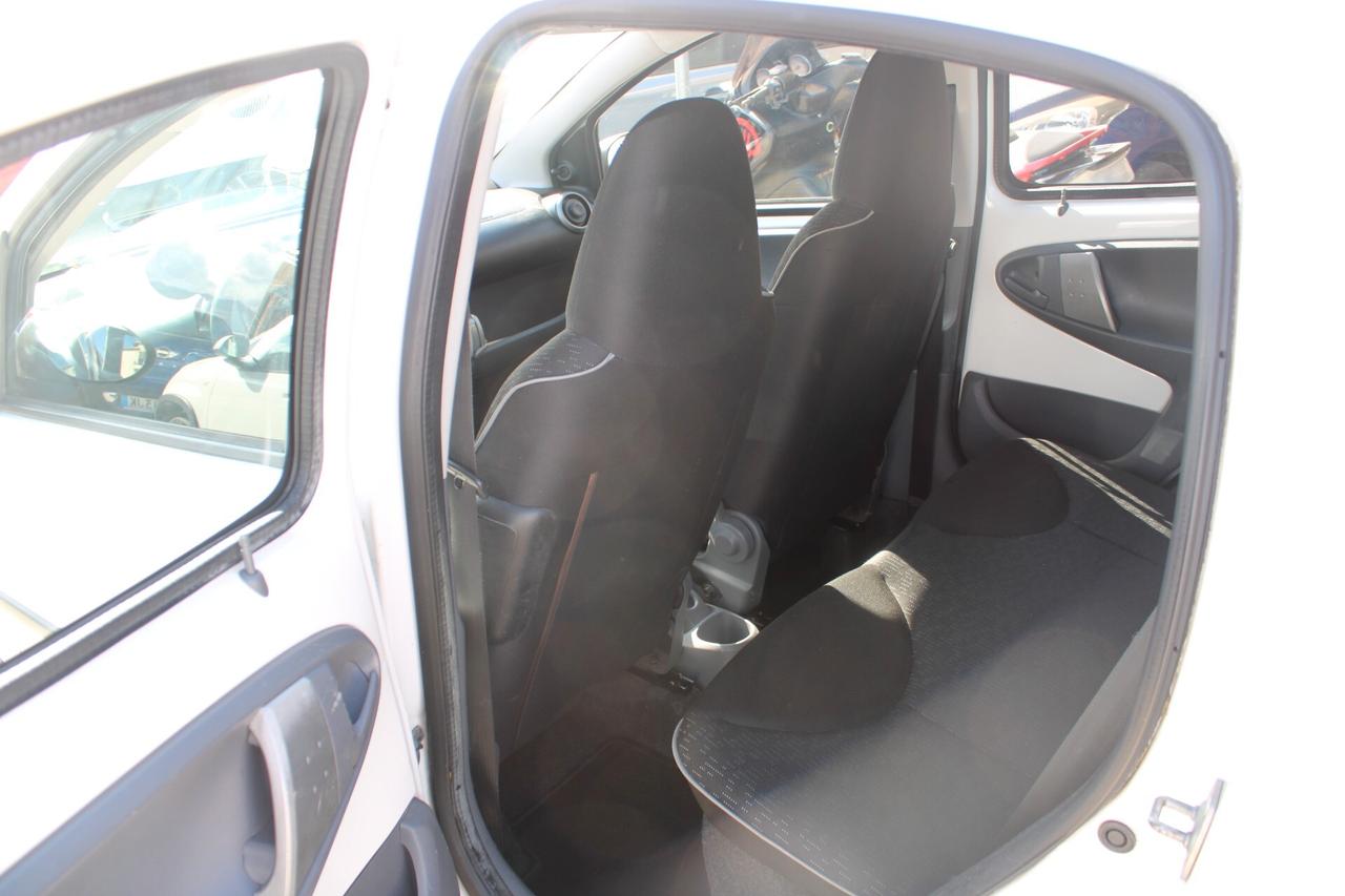 Peugeot 107 1.0 68CV 5p. Plaisir