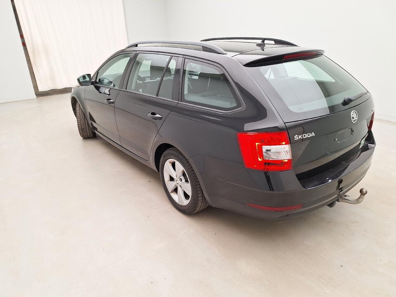 Skoda Octavia 1.5 e-TEC DSG Wagon Executive