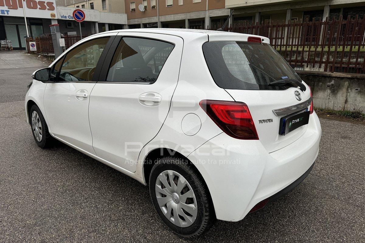 TOYOTA Yaris 1.3 5 porte Lounge