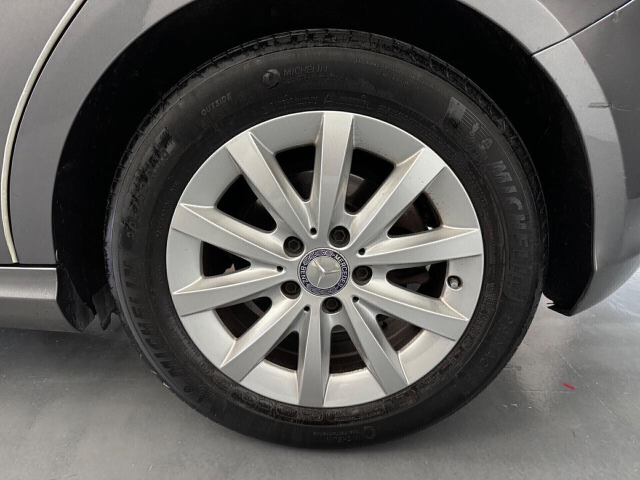 Mercedes-benz Classe A 180d -2015