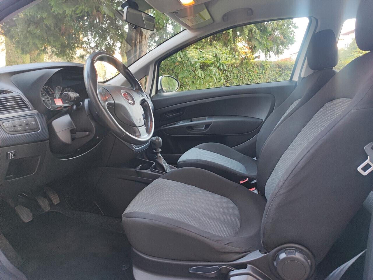 Fiat Grande Punto 1.4 b/GPL unico proprietario