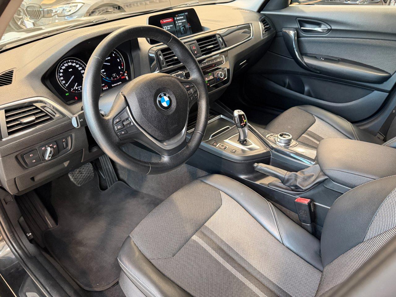 BMW 116 d Urban 5p auto - LED - 17" - Navi