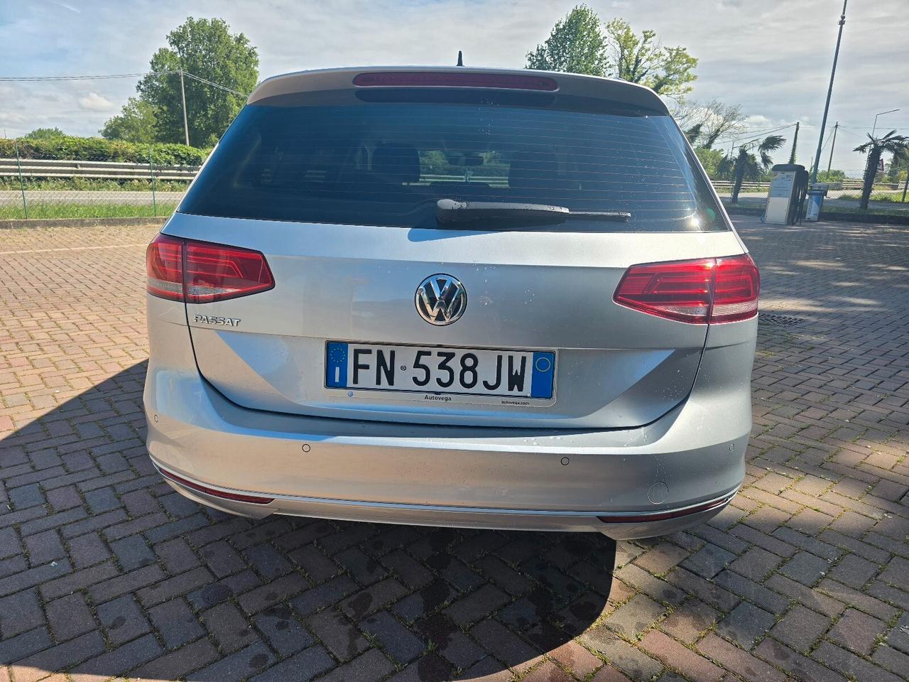 Volkswagen Passat Variant 1.6 TDI Business BlueMotion Technology