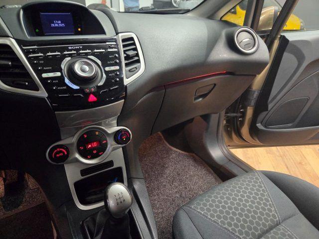 FORD Fiesta 1.4 TDCi 70CV 5 porte Titanium