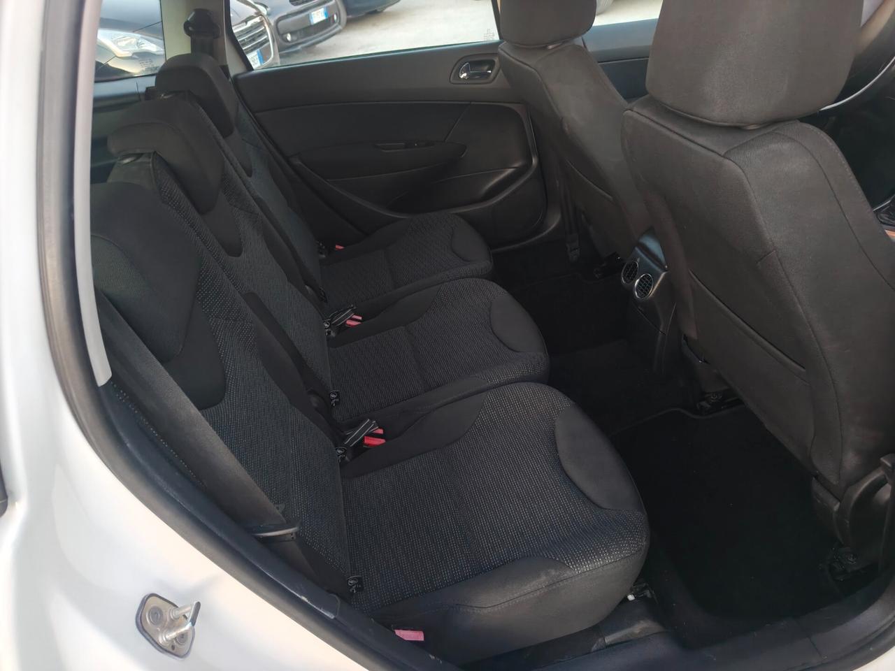 Peugeot 308 2.0HDi 140CV SW Ciel GANCIO TRAINO