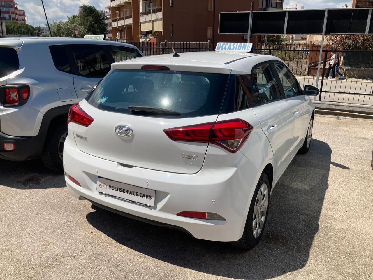 Hyundai i20 1.1 CRDi 12V 5 porte Comfort