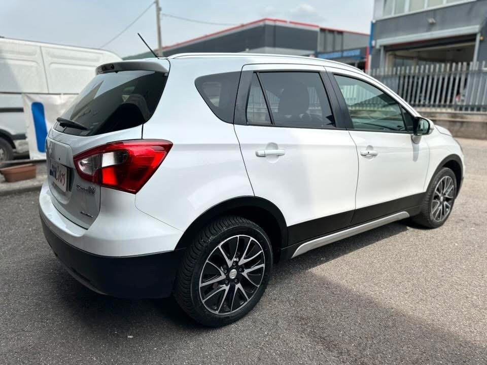 Suzuki SX4 S-Cross 1.6 16V 4WD Outdoor Line Evolution neopatentati