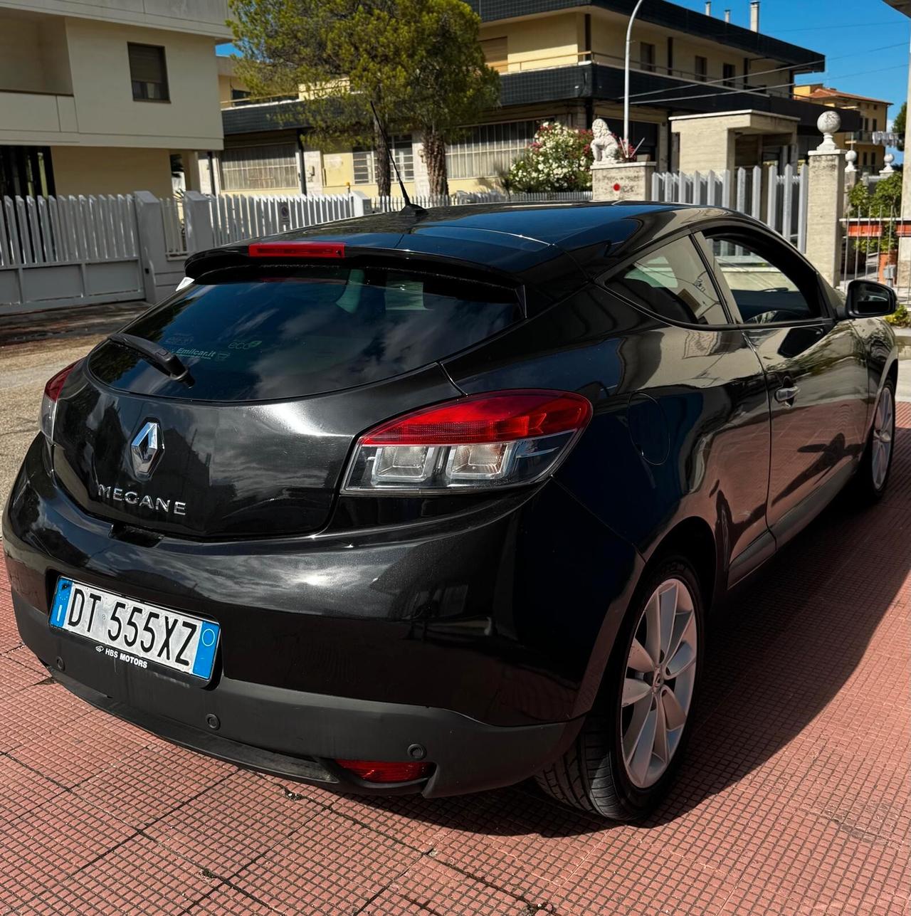 Renault Megane Mégane Coupé 1.9 dCi 130CV Dynamique