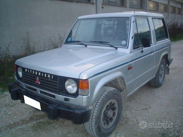 Mitsubishi Pajero I 2.5 TD 84CV Autocarro Clima