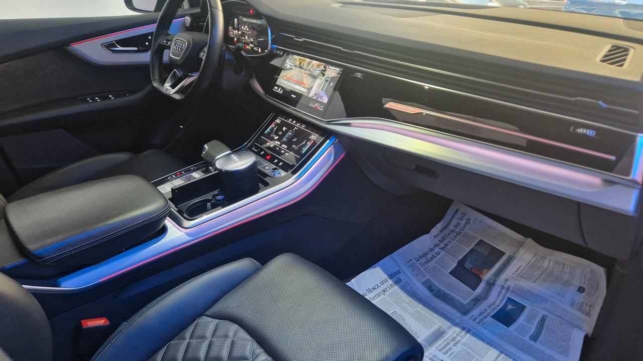 Audi Q8 50 TDI 286 CV quattro s line tetto apribile