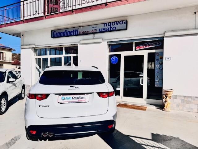 Jaguar F-Pace 2.0 D i4 Prestige AWD My19