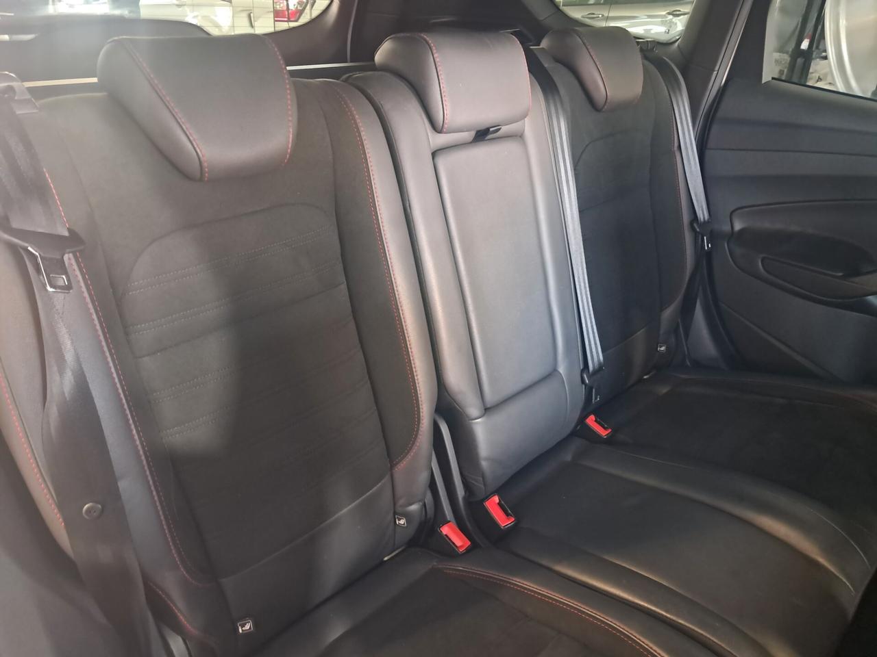 Ford Kuga 1.5 TDCI 120 cv ST-Line