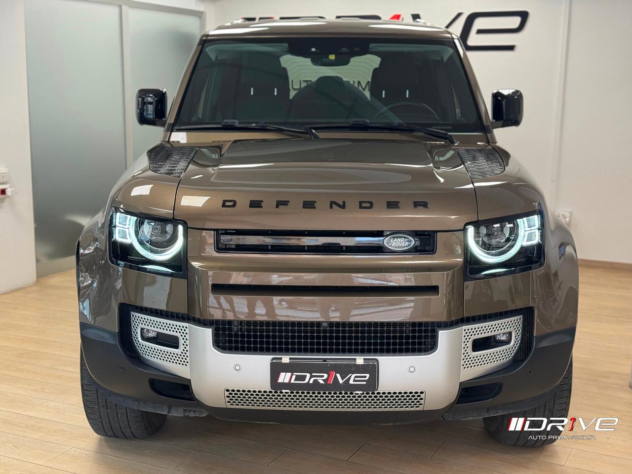LAND ROVER Defender (2019) Defender 110 3.0D I6...