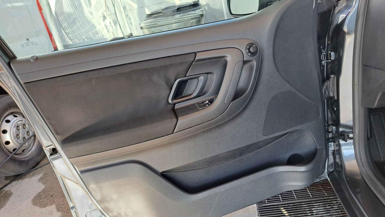 Skoda Fabia 1.6 TDI CR 90CV Ambition 5 Porte