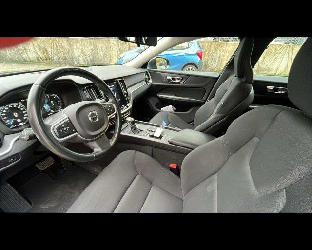 VOLVO V60 D3 Geartronic Momentum Business
