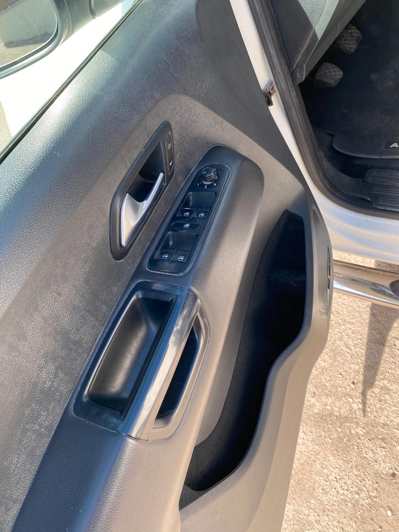 Volkswagen Amarok 3.0 DIESEL 2018 con 125 MILA KM