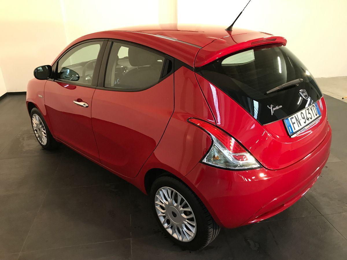 LANCIA Ypsilon 1.2 69 CV 5p. Silver