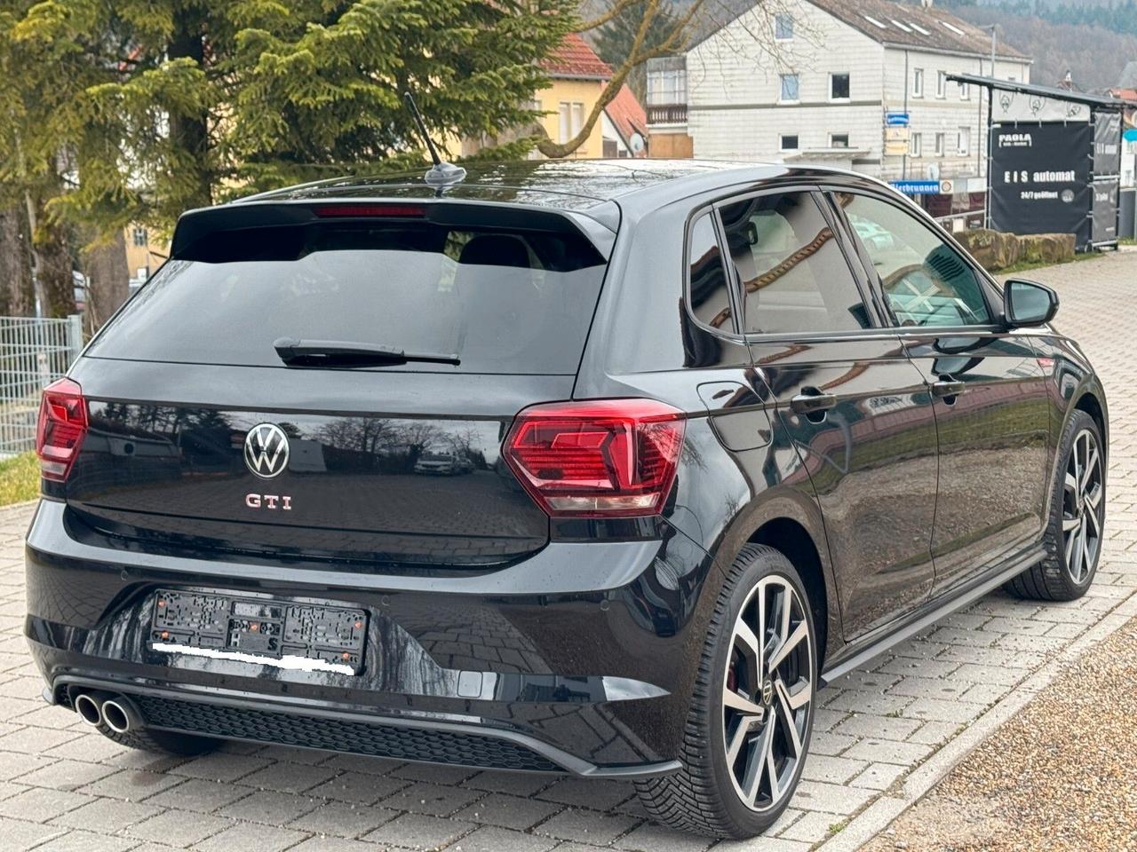 Volkswagen Polo 2.0 TSI DSG GTI