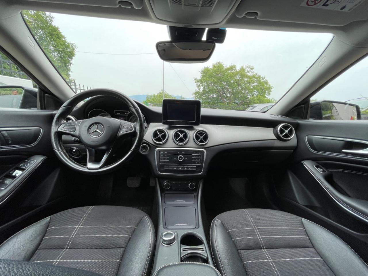 Mercedes-benz CLA 200 CLA 200 d Premium automatico